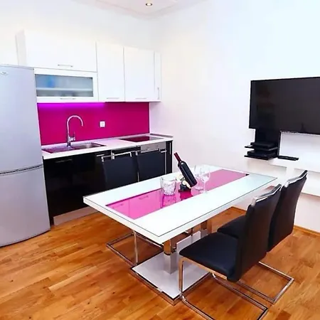 Apartment Retreat